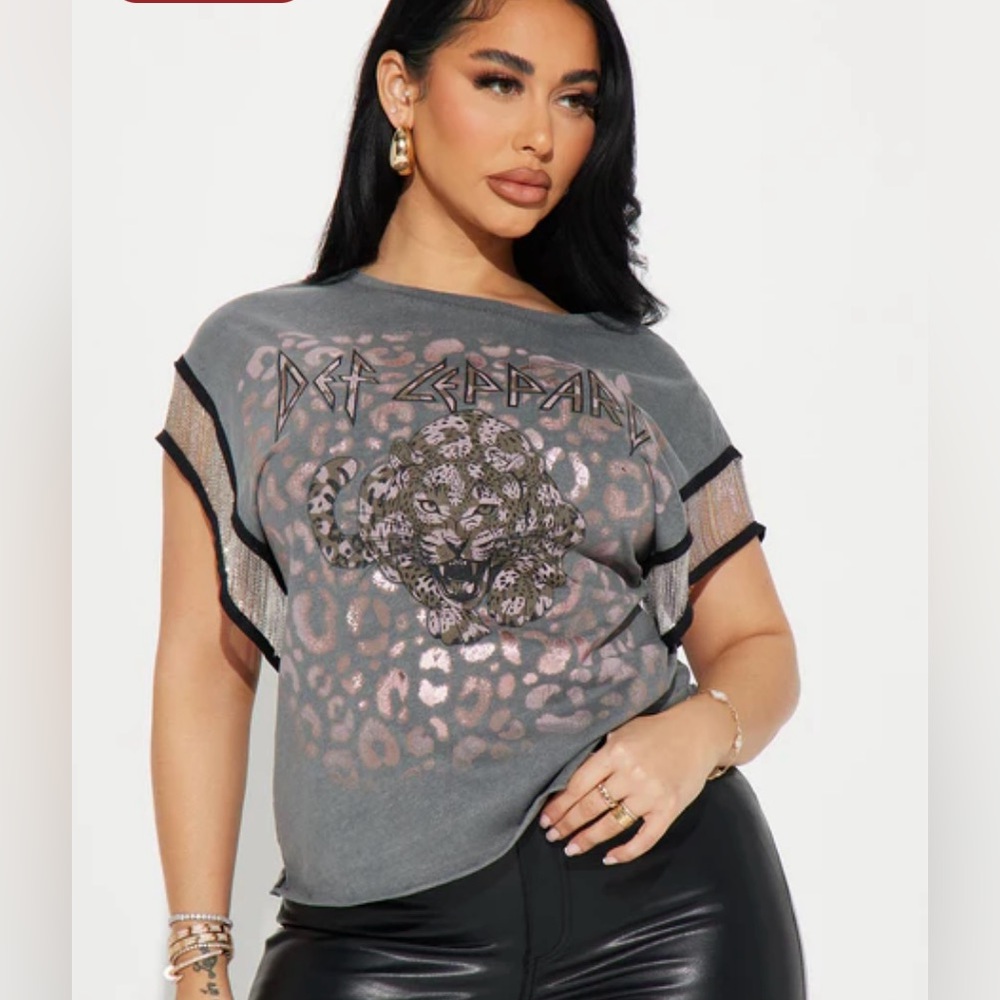 NEW Def Leppard Chain Fringe Washed Tee - Grey SOLD OUT NWT 🔥🔥 XS